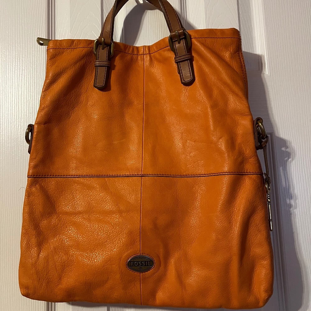 Fossil purse